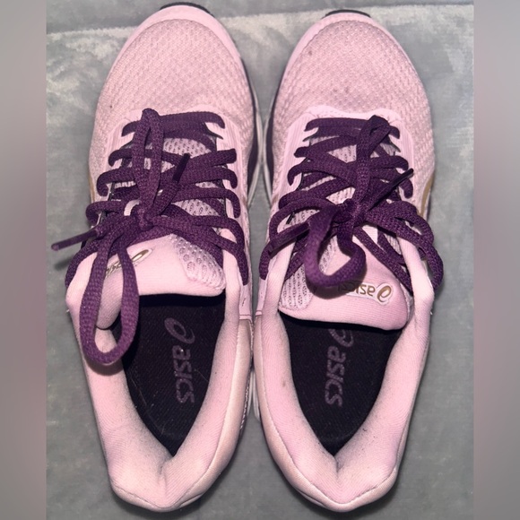 Pre-Owned. Asics Gel-Glorify 4, tennis shoes. - Picture 3 of 9